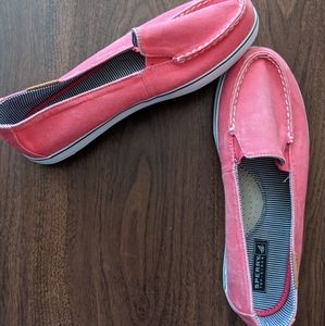 Pink Slip-On Canvas Sperry's